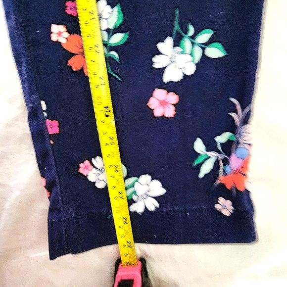 St Johns Bay Women Cropped Navy Floral Capris Mid Rise Size 12 - Picture 5 of 6